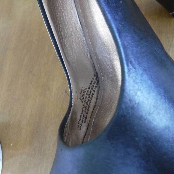 BCBG Generation Platform heels Mirror Peeptoe 6.5 - Picture 3 of 8